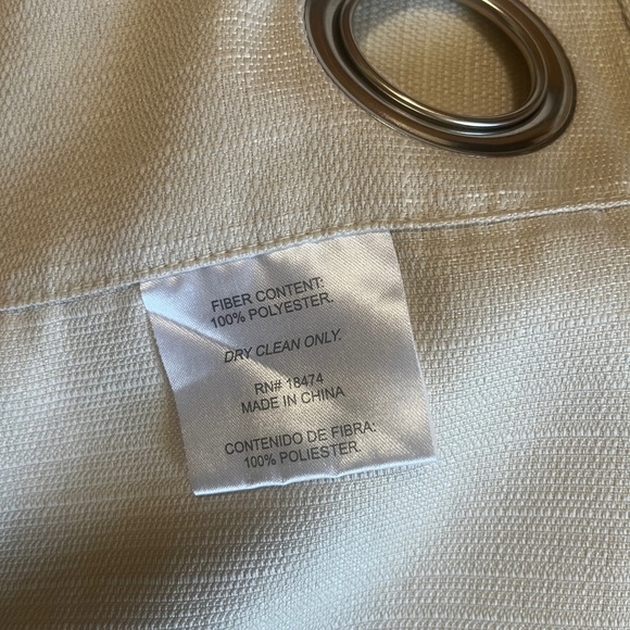 🪻🤍Set Of 2 Grommet top Curtain panels Light  beige/ tan color - Picture 7 of 8